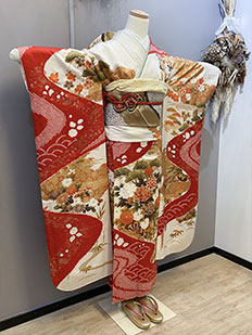 白　道長雲取花文