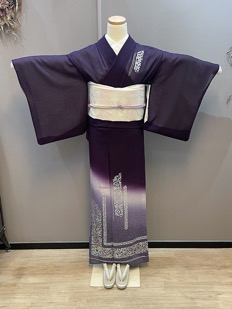 夏きもの紫暈し